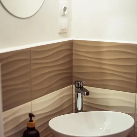 Fuestifecske Apartmanhaz