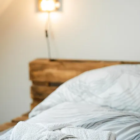 Fuestifecske Apartmanhaz アパート Aszófő