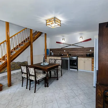 Fuestifecske Apartmanhaz * Aszófő